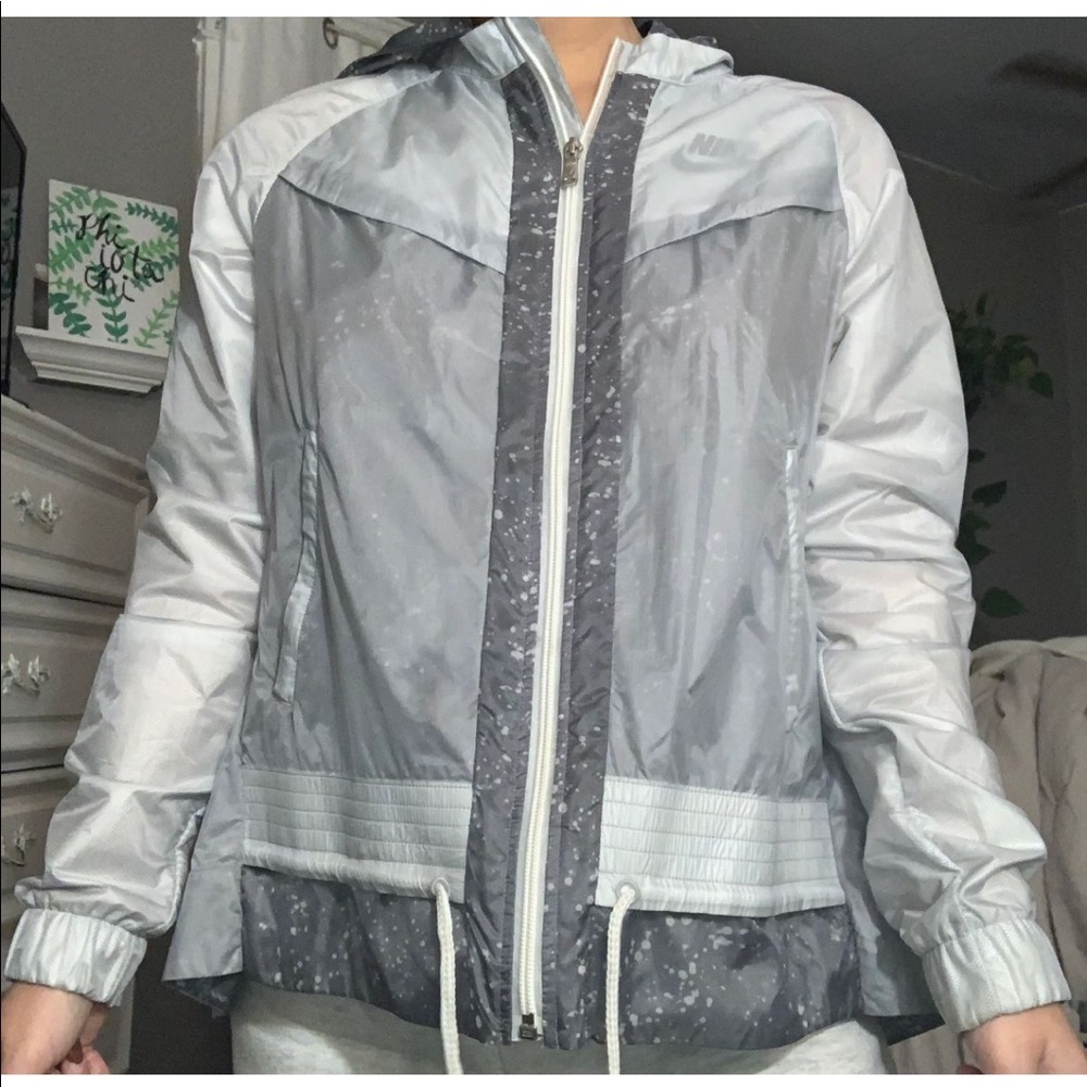 Nike windbreaker
